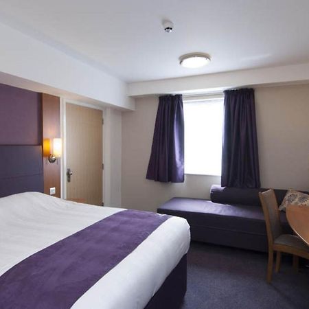 Premier Inn London Croydon Town Centre 部屋 写真