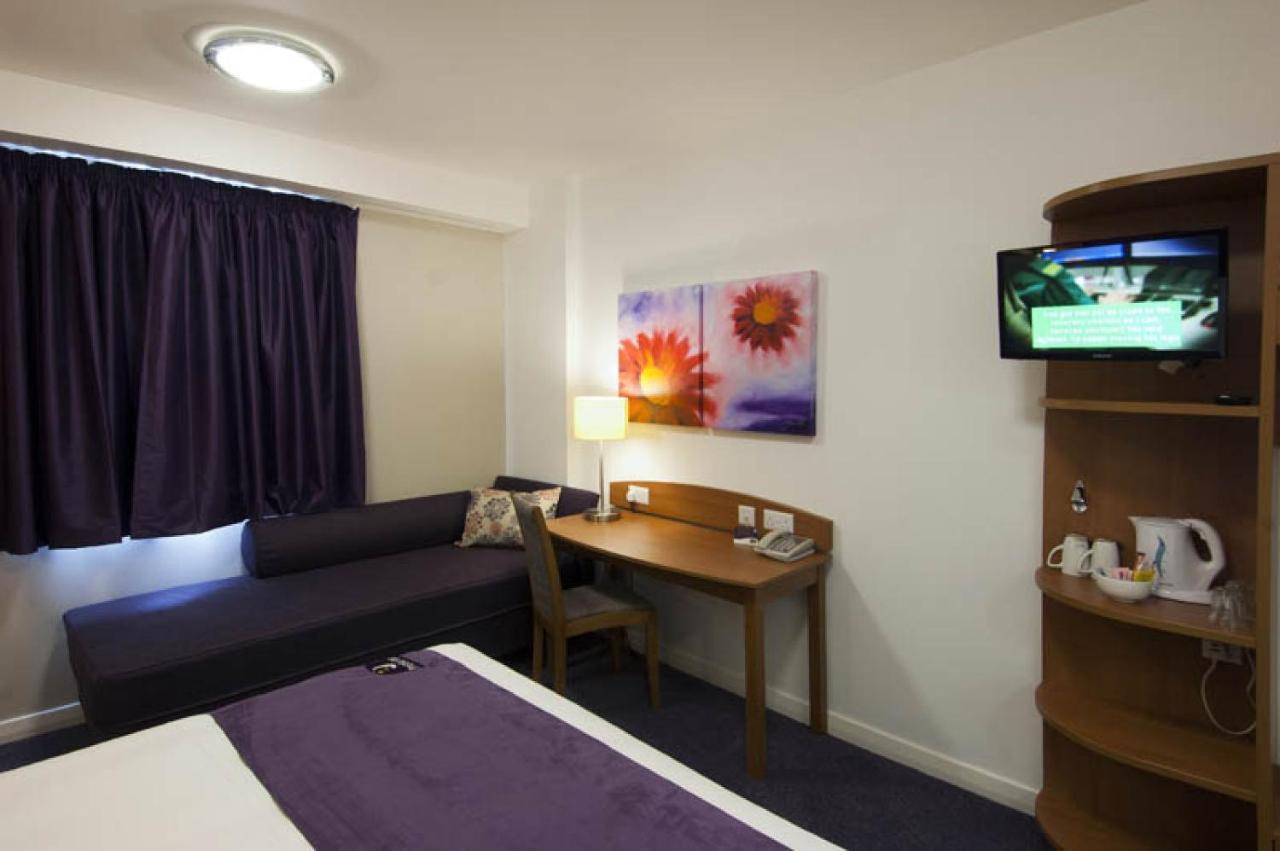 Premier Inn London Croydon Town Centre 部屋 写真